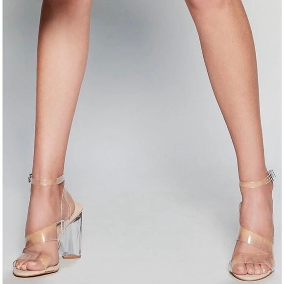 Gianni Bini Ahrley Lucite Clear Vinyl Ankle Strap Strappy Sandals Heels 10 NWT - Picture 2 of 12